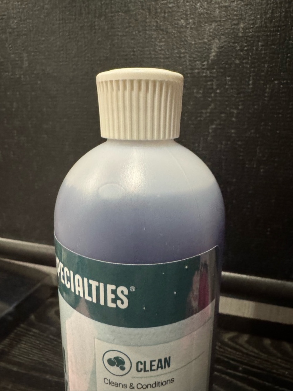 Plum Silky Conditioning Shampoo - Purple - Picture 4 of 5